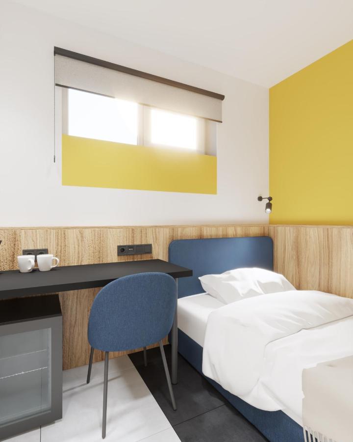 Dovzhenko Hotel Odessa Ngoại thất bức ảnh